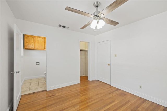 2305 Cantalier St, Sacramento, CA 95815