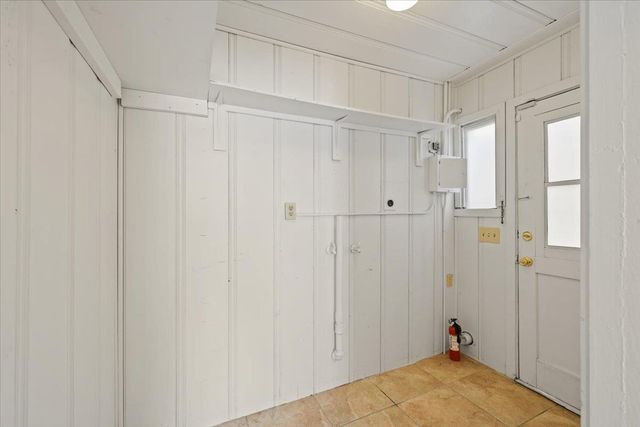 2305 Cantalier St, Sacramento, CA 95815