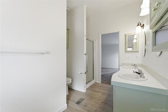 2100 W 100th Avenue, Thornton, CO 80260