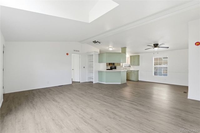 2100 W 100th Avenue, Thornton, CO 80260