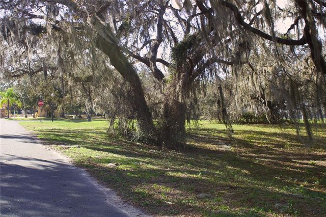 SILENT RIDGE DRIVE 47, Tavares, FL 32778