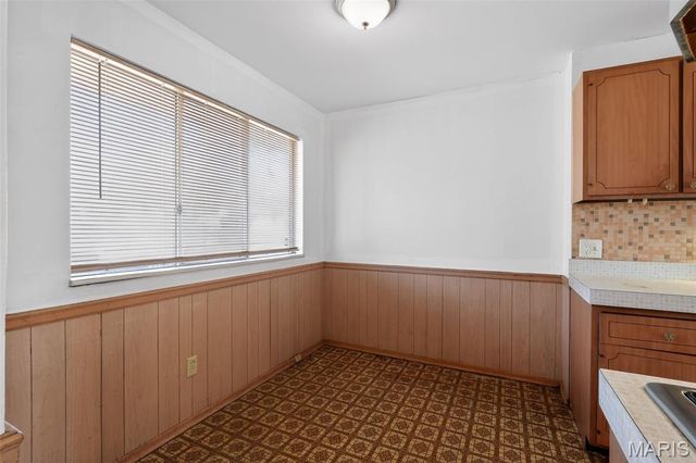 2515 Burchard Drive, St Louis, MO 63136