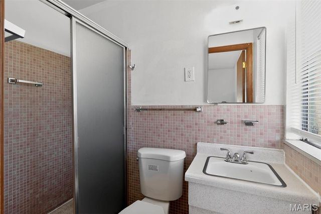 2515 Burchard Drive, St Louis, MO 63136