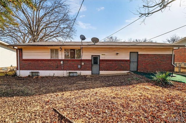 2515 Burchard Drive, St Louis, MO 63136