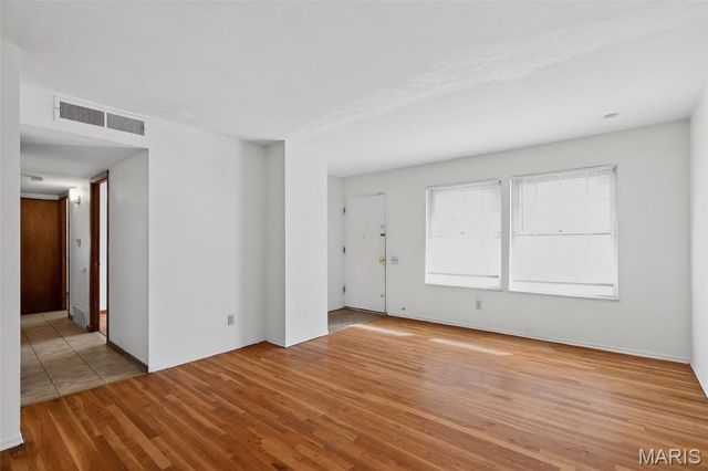 2515 Burchard Drive, St Louis, MO 63136