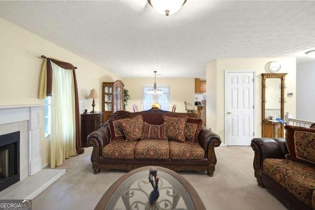 3405 Ravenwood Drive, Atlanta, GA 30349