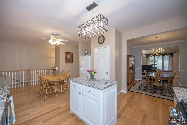 51 Blackthorn Drive, Crestwood, MO 63123