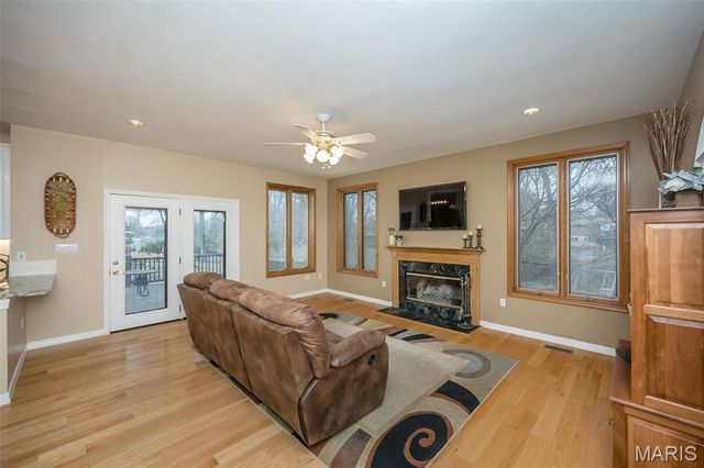 51 Blackthorn Drive, Crestwood, MO 63123