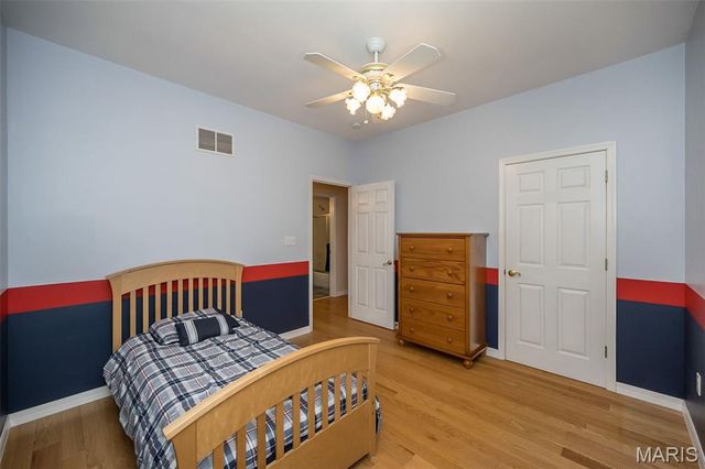 51 Blackthorn Drive, Crestwood, MO 63123