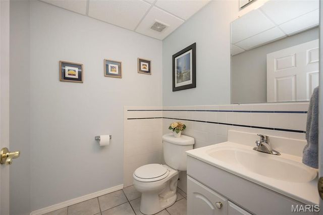 51 Blackthorn Drive, Crestwood, MO 63123