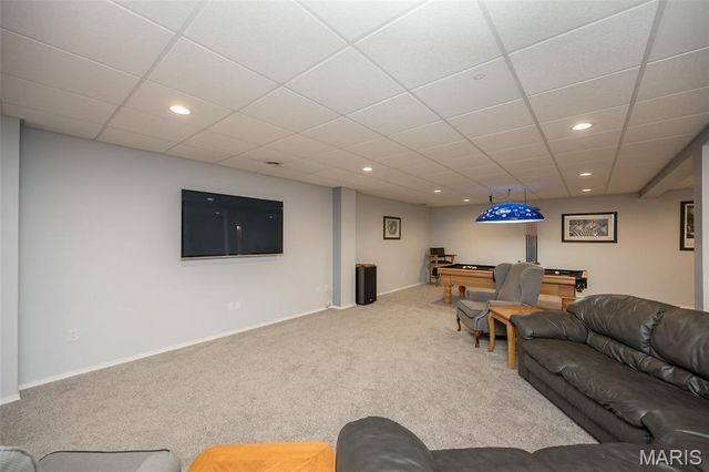 51 Blackthorn Drive, Crestwood, MO 63123