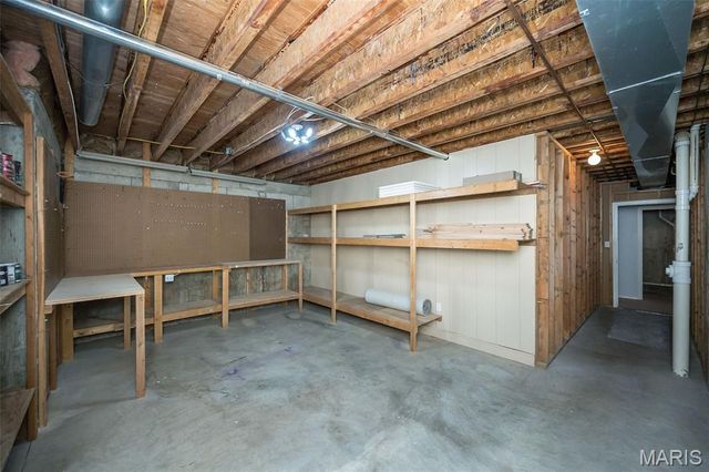 51 Blackthorn Drive, Crestwood, MO 63123