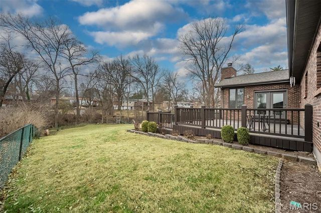 51 Blackthorn Drive, Crestwood, MO 63123