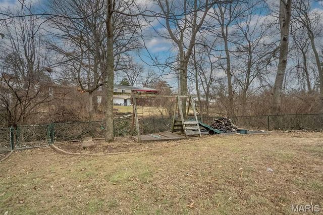 51 Blackthorn Drive, Crestwood, MO 63123