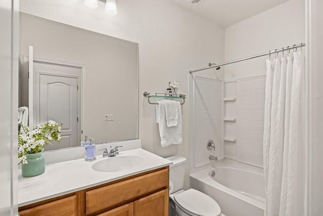 6 Campania Circle, Salinas, CA 93905