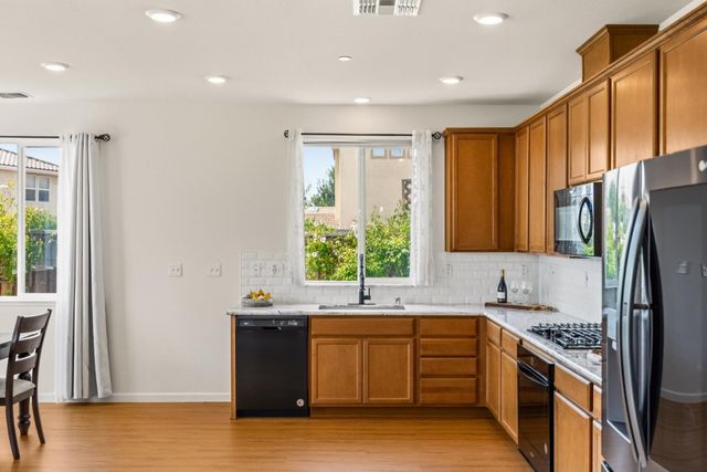 6 Campania Circle, Salinas, CA 93905