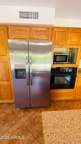 4930 W TORREY PINES Circle, Glendale, AZ 85308