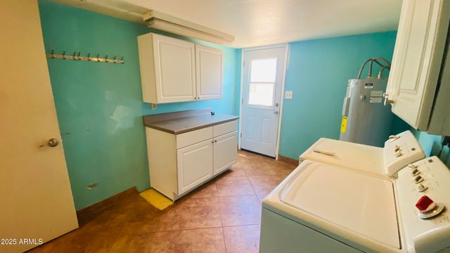 4930 W TORREY PINES Circle, Glendale, AZ 85308