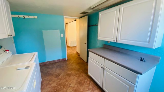 4930 W TORREY PINES Circle, Glendale, AZ 85308