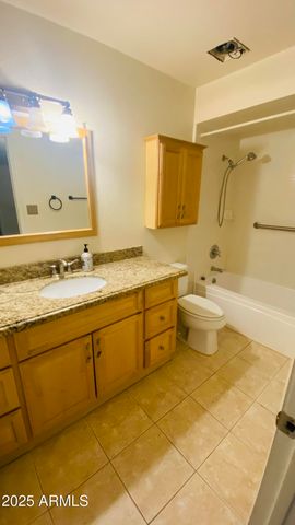 4930 W TORREY PINES Circle, Glendale, AZ 85308