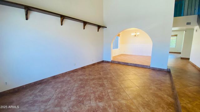 4930 W TORREY PINES Circle, Glendale, AZ 85308