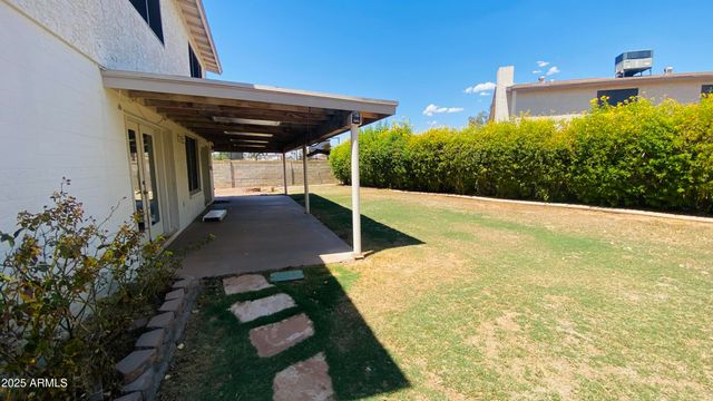 4930 W TORREY PINES Circle, Glendale, AZ 85308