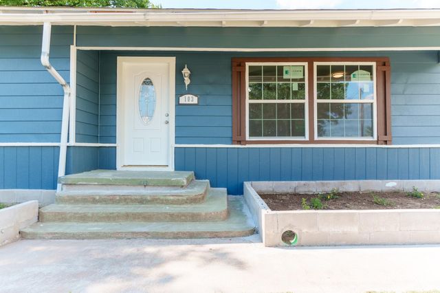 103 N 6th Street E, Dawson, TX 76639
