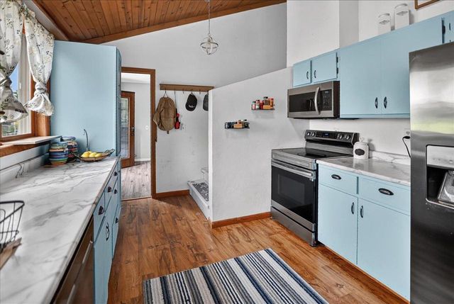 W5128 Wangsness Road, Deforest, WI 53532