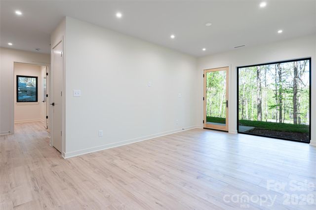 137 English Drive, Candler, NC 28715