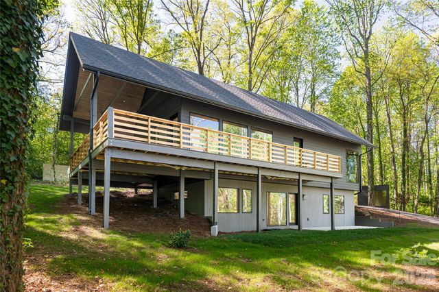 137 English Drive, Candler, NC 28715