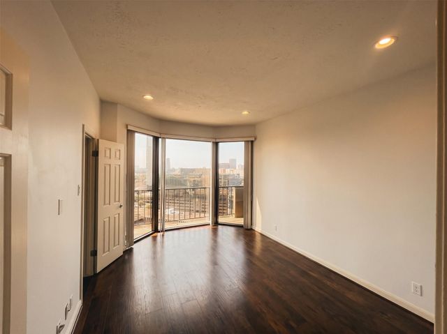 3350 Mccue Road 1703, Houston, TX 77056