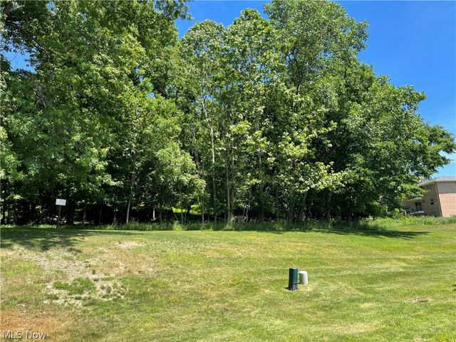 13676 Oakbrook Drive 3676, North Royalton, OH 44133