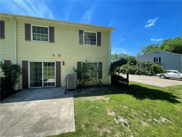 13676 Oakbrook Drive 3676, North Royalton, OH 44133