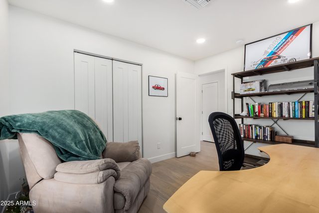 3717 E ALTADENA Avenue, Phoenix, AZ 85028