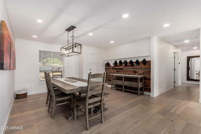 3717 E ALTADENA Avenue, Phoenix, AZ 85028