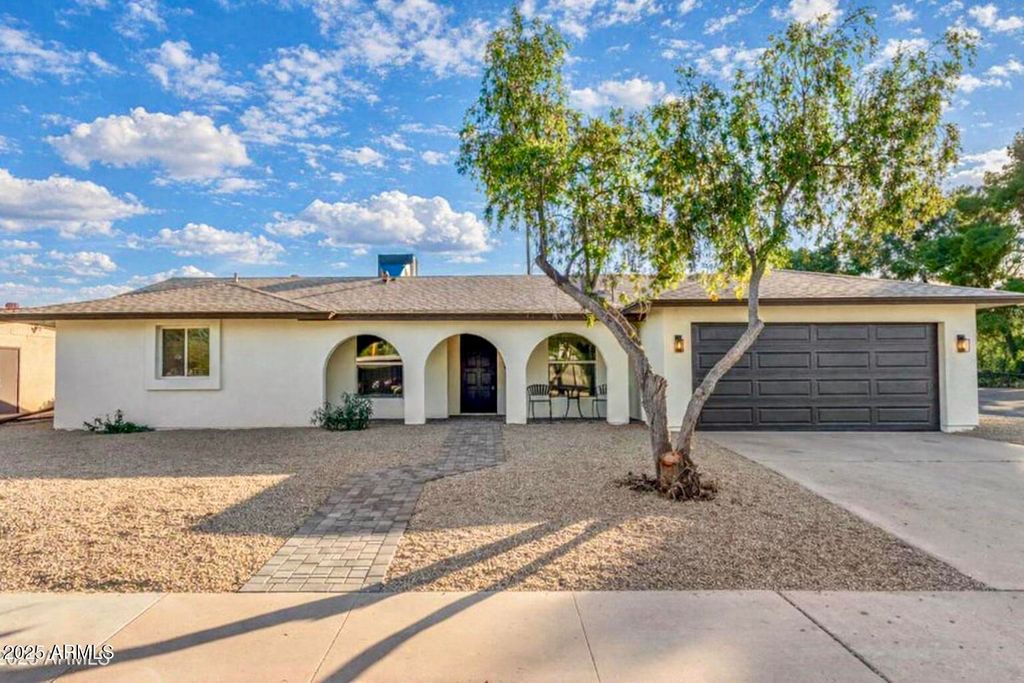 3717 E ALTADENA Avenue, Phoenix, AZ 85028