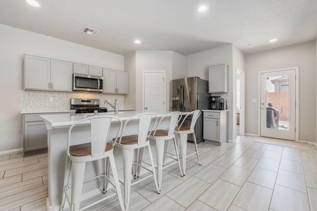 4850 Sandia Peak Road NE, Rio Rancho, NM 87144