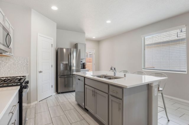 4850 Sandia Peak Road NE, Rio Rancho, NM 87144
