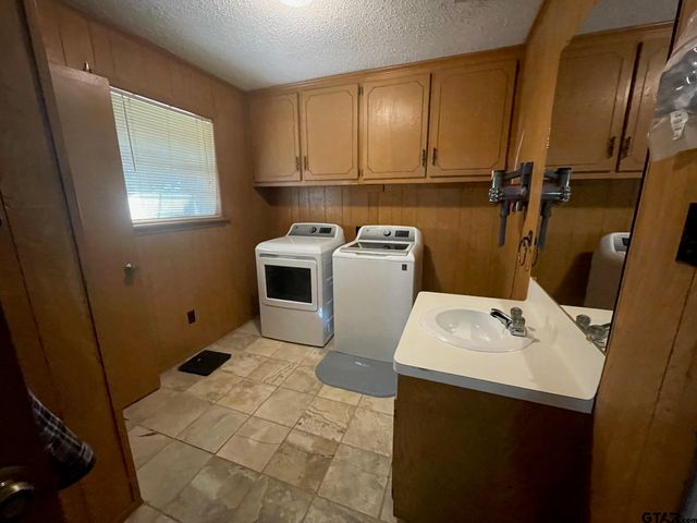 1203 CR 1127, Daingerfield, TX 75638