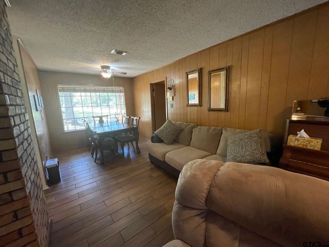 1203 CR 1127, Daingerfield, TX 75638