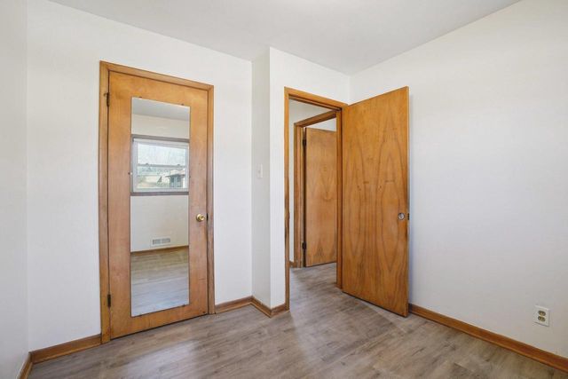 1539 Birch DRIVE, Waukesha, WI 53188