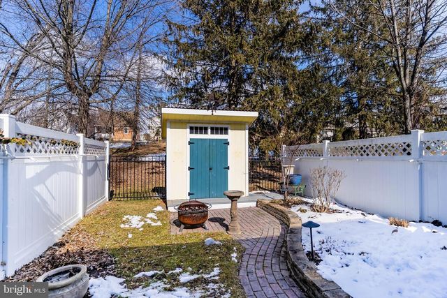 1606 GEORGETOWN RD, Middletown, PA 17057