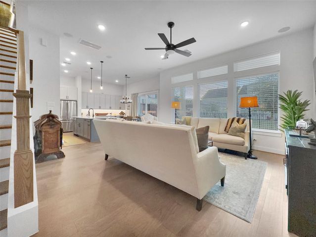 3107 Somerset Levens Lane, Houston, TX 77055