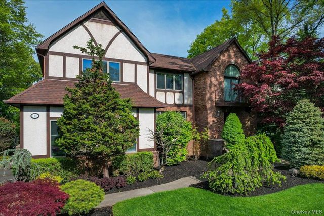 11 Bartlett Road, Monsey, NY 10952