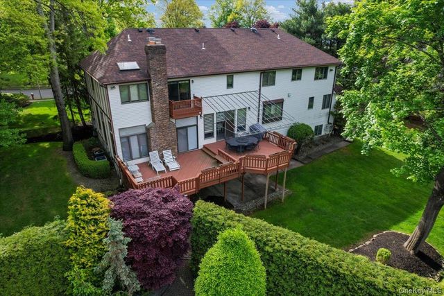 11 Bartlett Road, Monsey, NY 10952