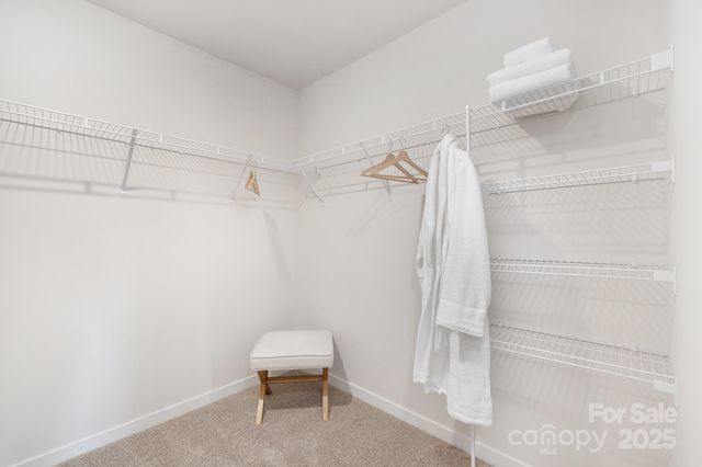 823 Adelston Lane, Asheville, NC 28804