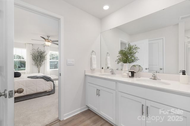 823 Adelston Lane, Asheville, NC 28804