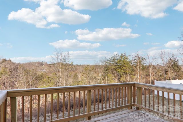 823 Adelston Lane, Asheville, NC 28804