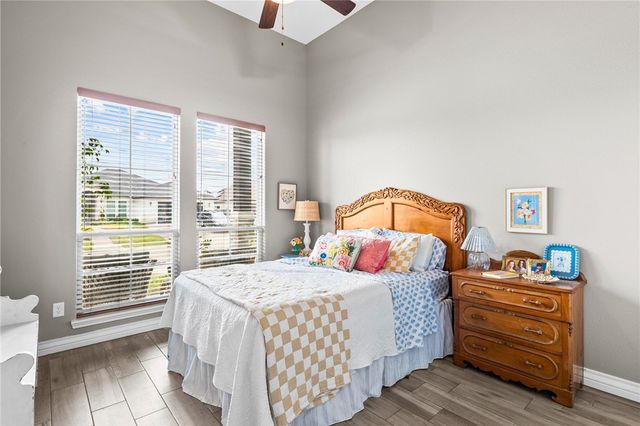 8206 Grand Canyon St, Corpus Christi, TX 78414