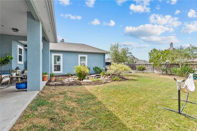 8206 Grand Canyon St, Corpus Christi, TX 78414